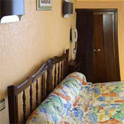 Le Relais Des Monedieres Seilhac Exterior photo
